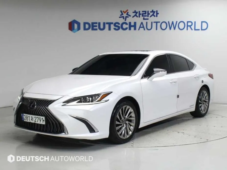 Lexus ES