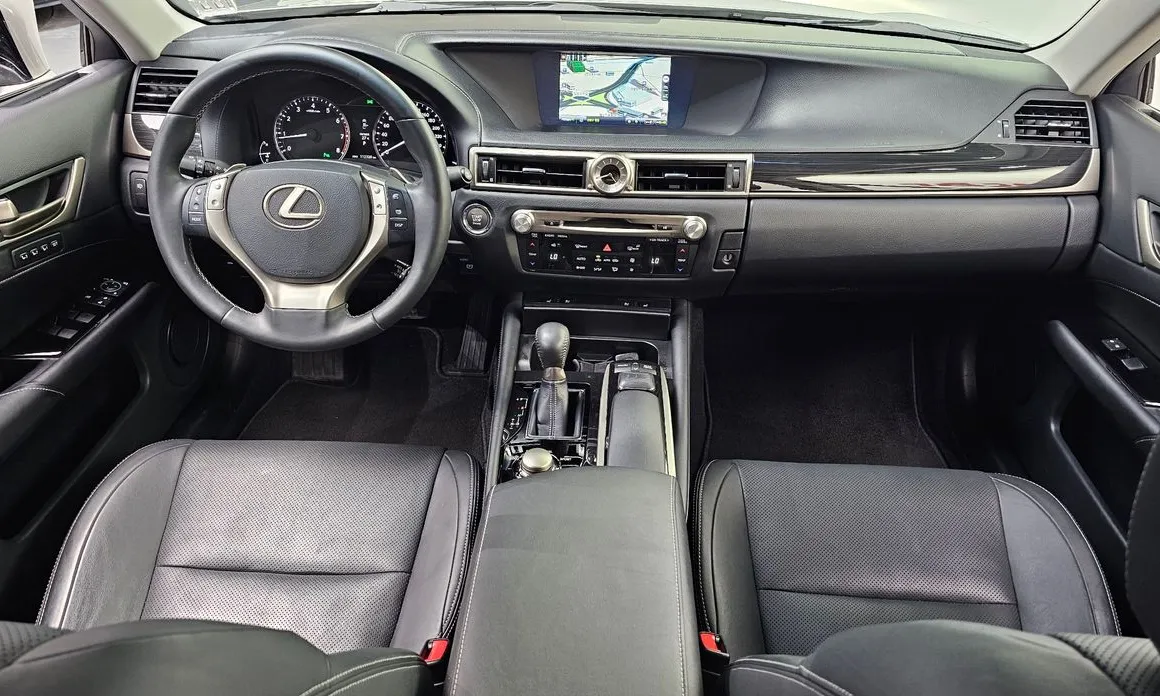 Lexus GS