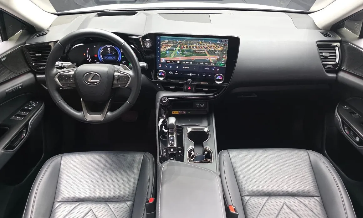Lexus NX