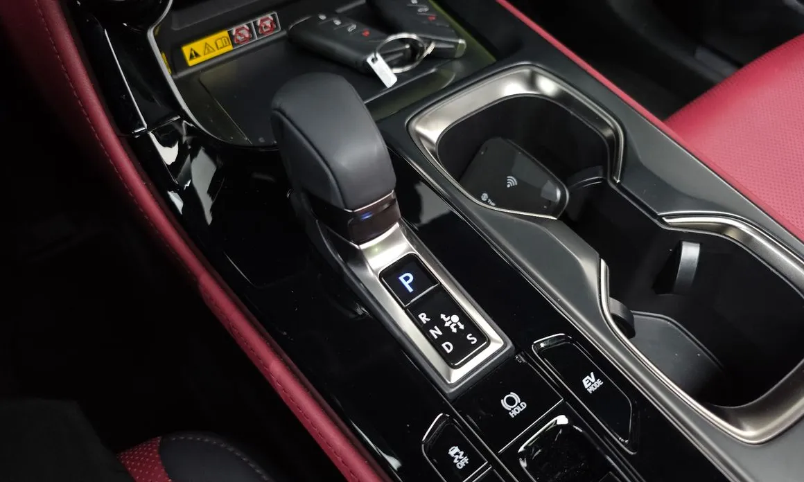Lexus NX