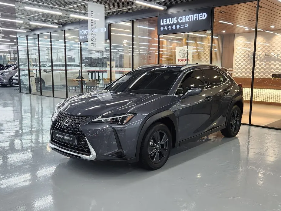 Lexus UX