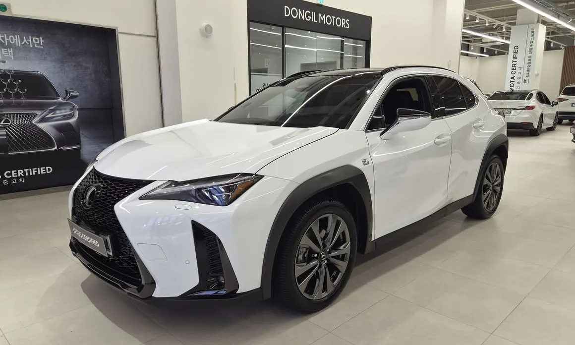 Lexus UX
