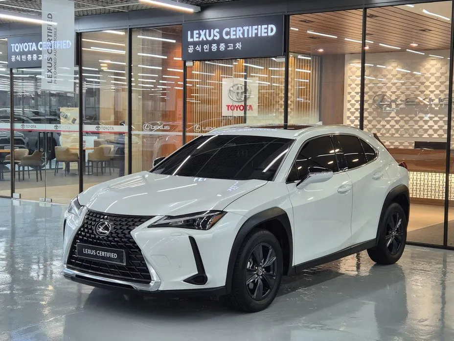 Lexus UX