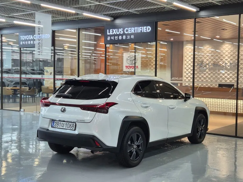 Lexus UX