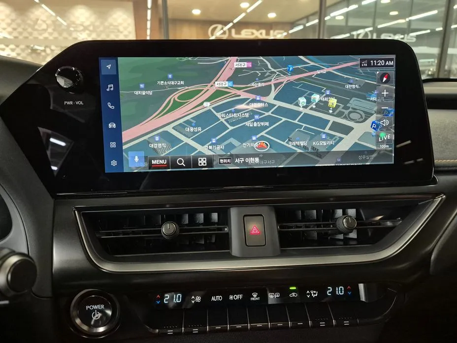 Lexus UX