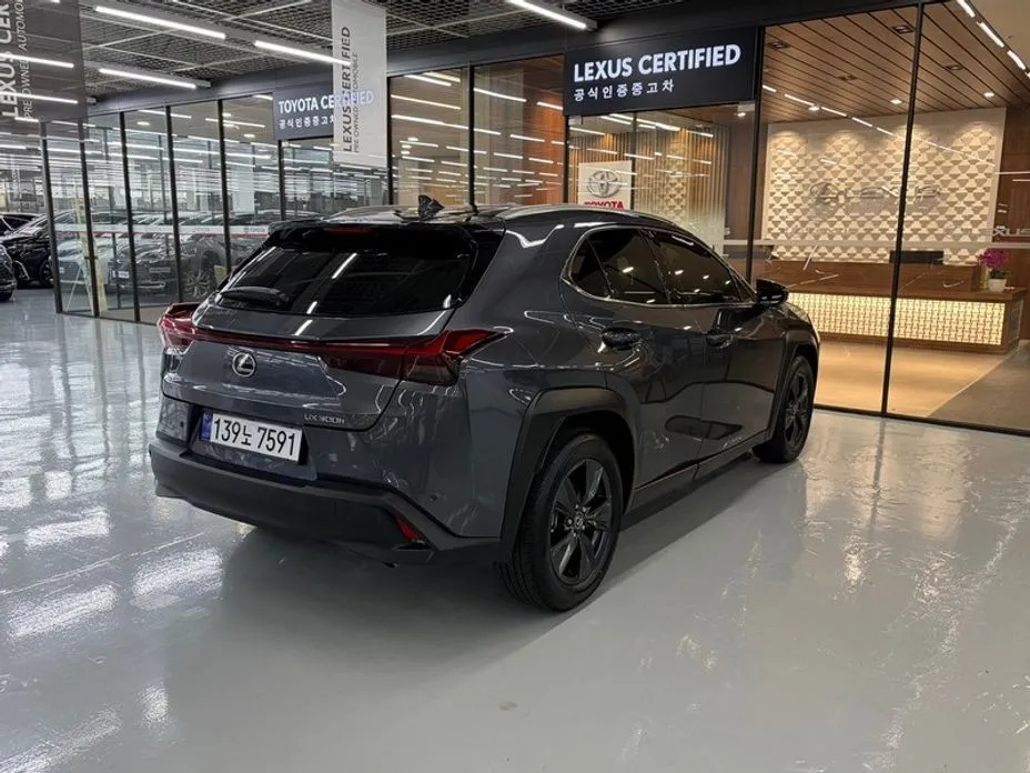 Lexus UX