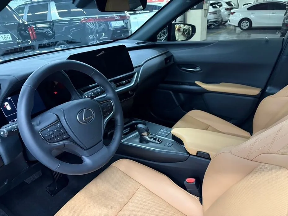 Lexus UX