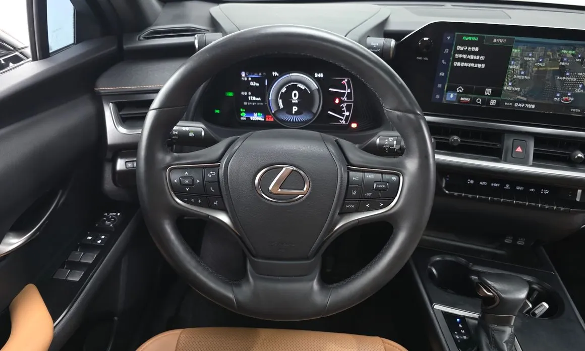 Lexus UX