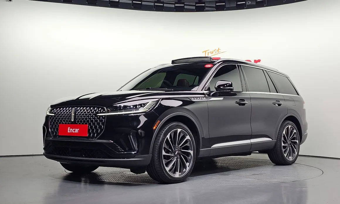 Lincoln Aviator