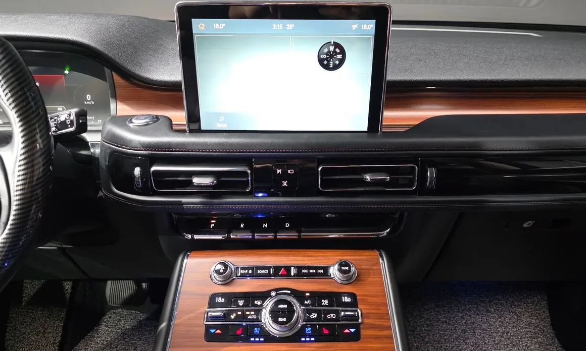 Lincoln Aviator