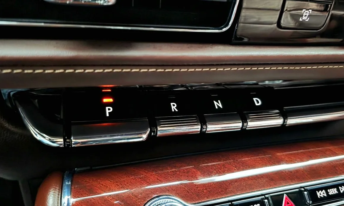 Lincoln Aviator