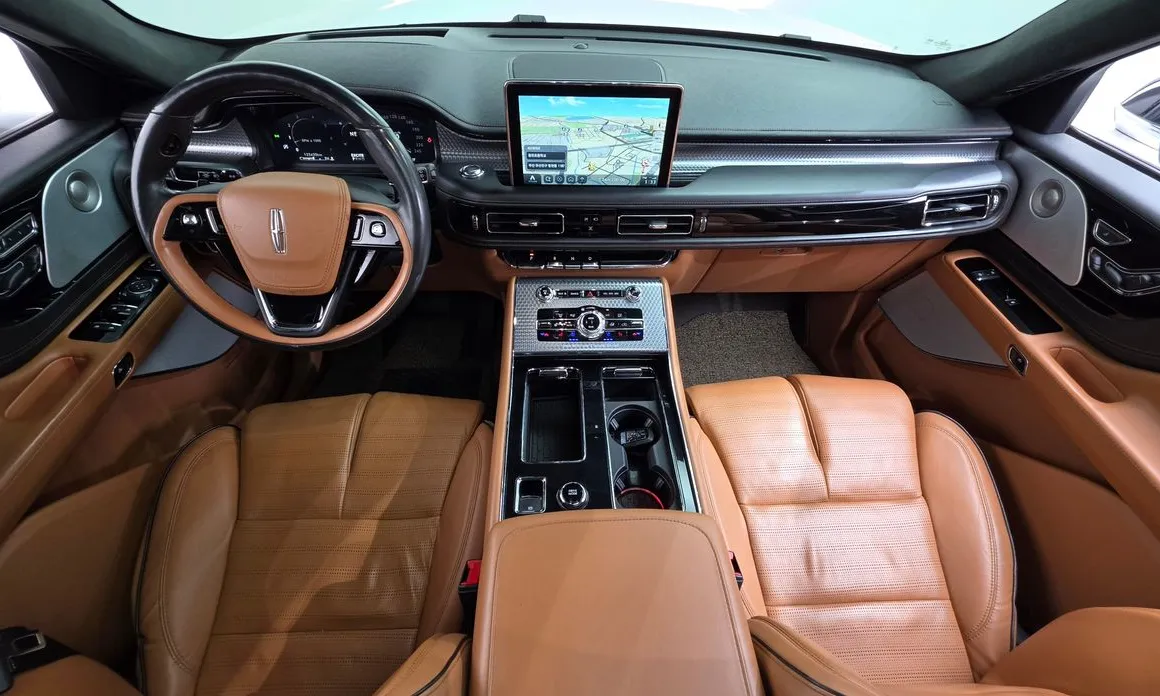 Lincoln Aviator