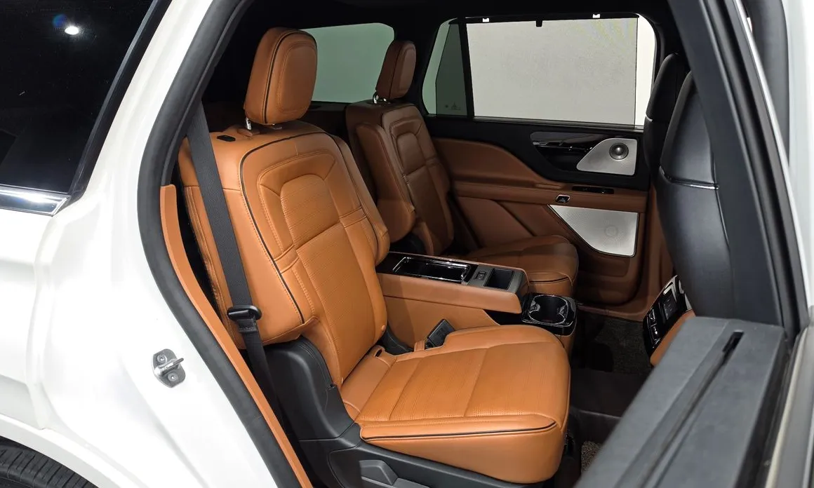 Lincoln Aviator