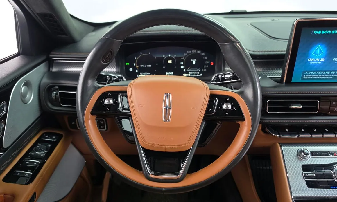 Lincoln Aviator