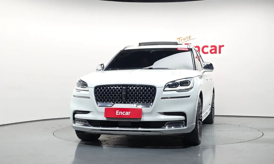 Lincoln Aviator