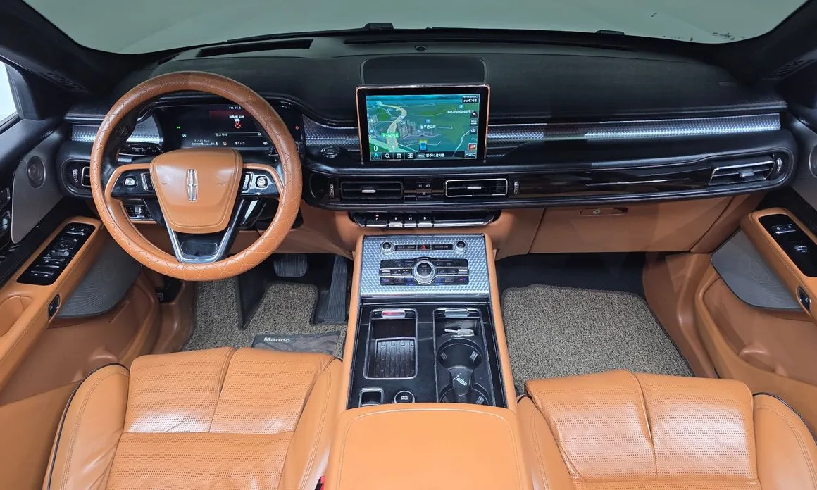 Lincoln Aviator