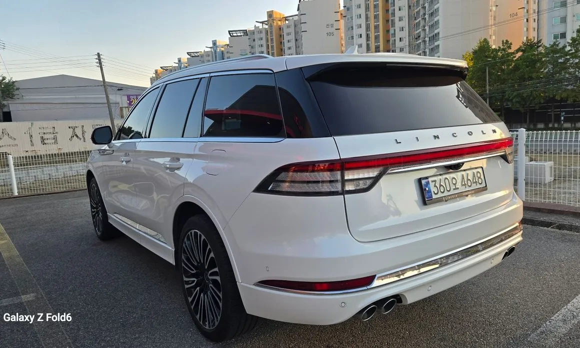Lincoln Aviator