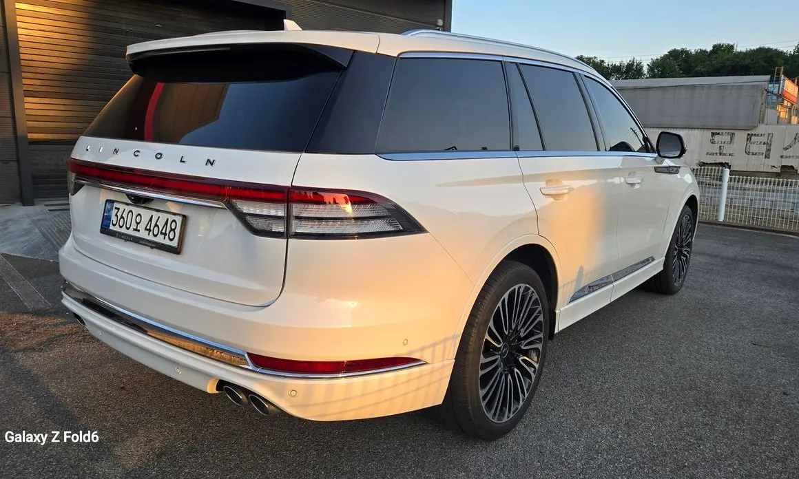 Lincoln Aviator