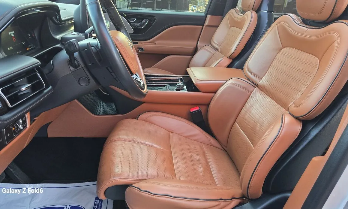 Lincoln Aviator