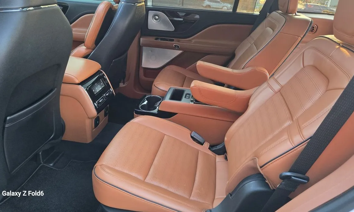 Lincoln Aviator