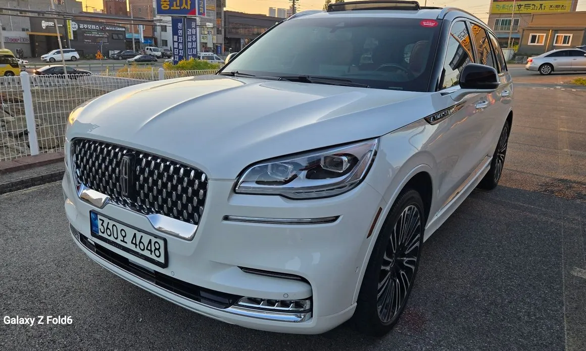 Lincoln Aviator