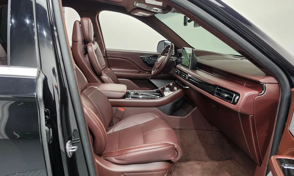 Lincoln Aviator