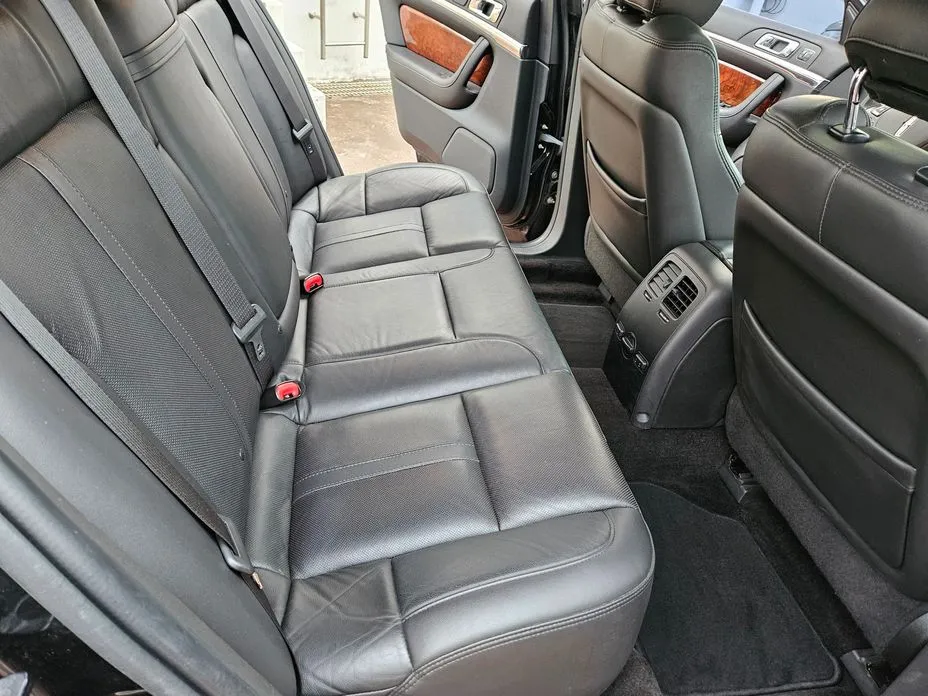 Lincoln MKS