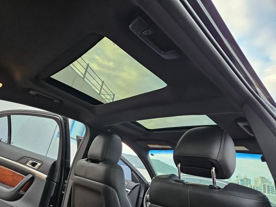 Lincoln MKS