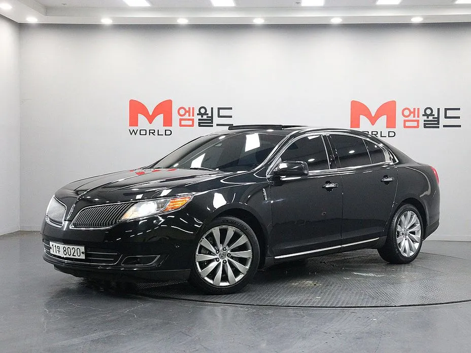 Lincoln MKS