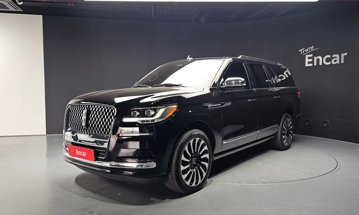 Lincoln Navigator