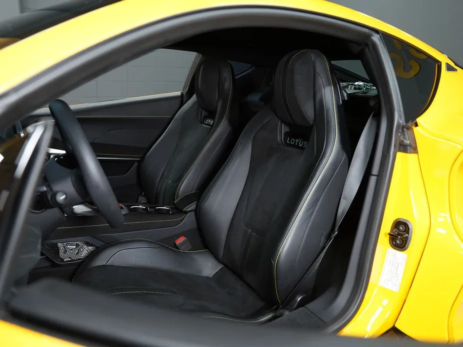 Lotus Emira