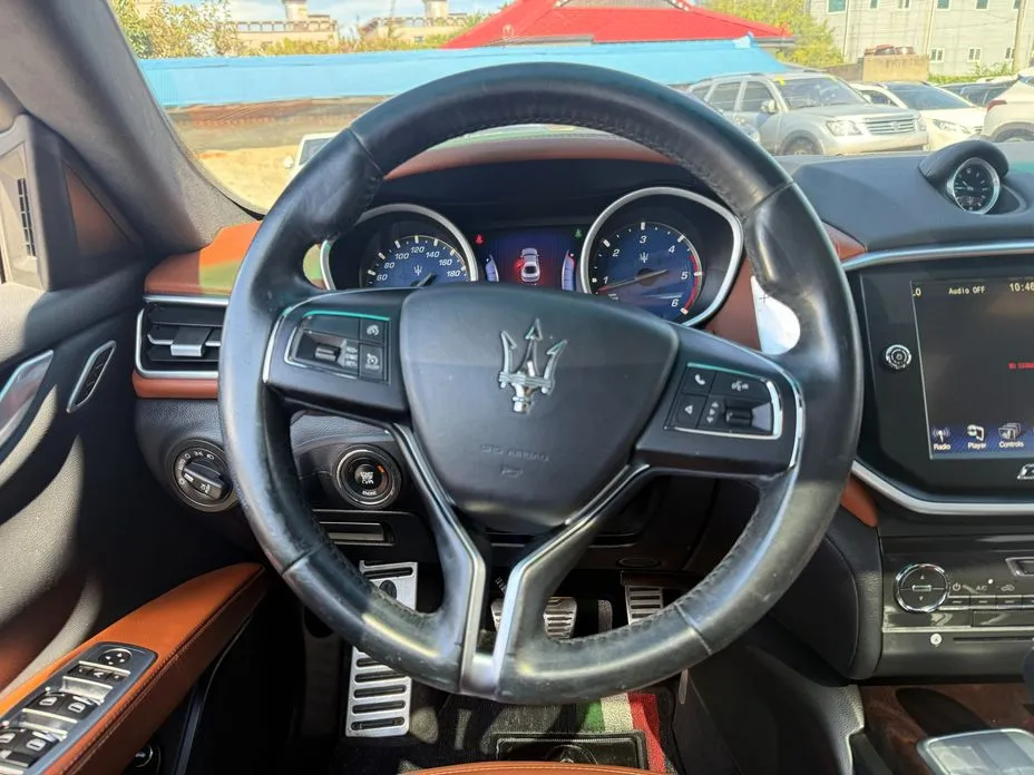 Maserati Ghibli