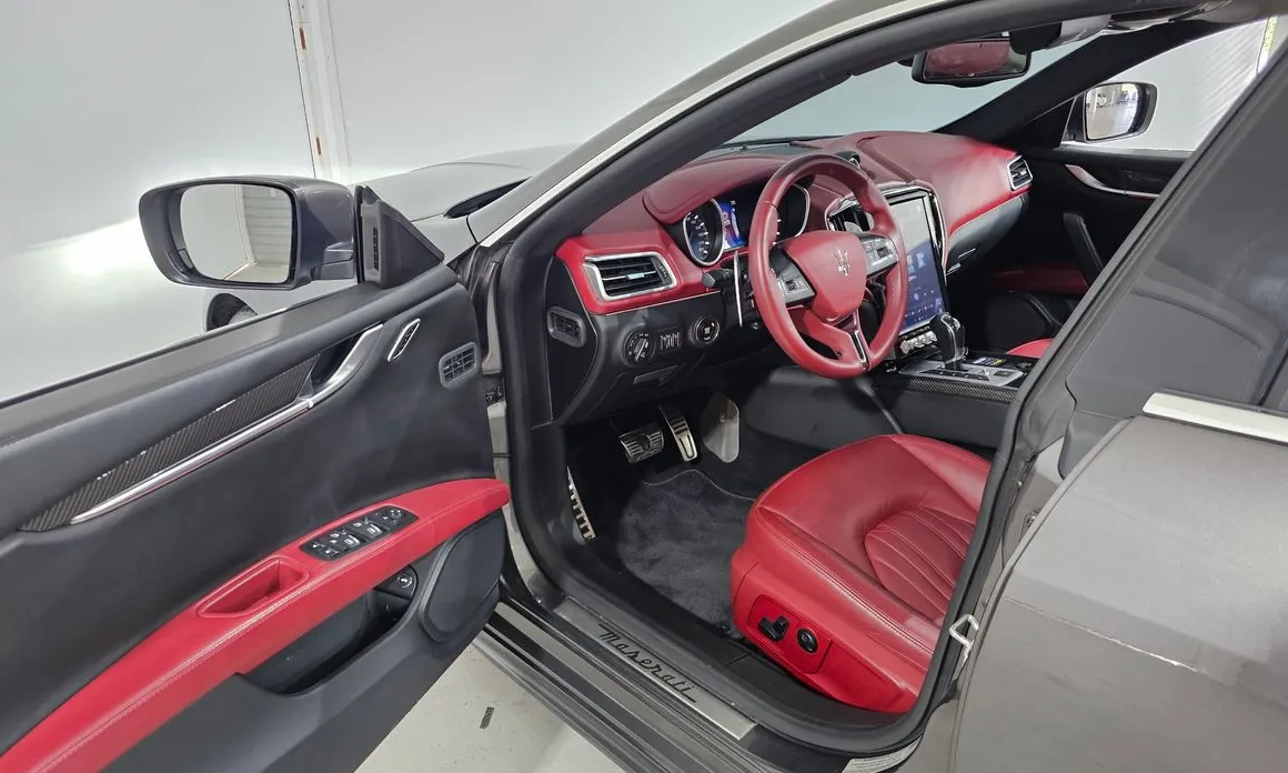 Maserati Ghibli