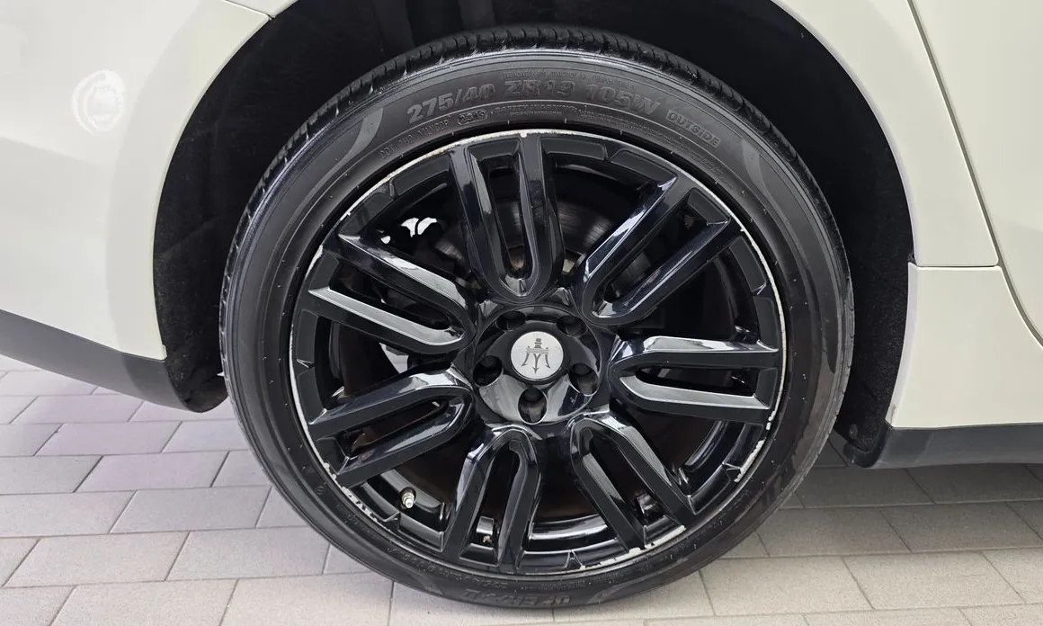 Maserati Ghibli