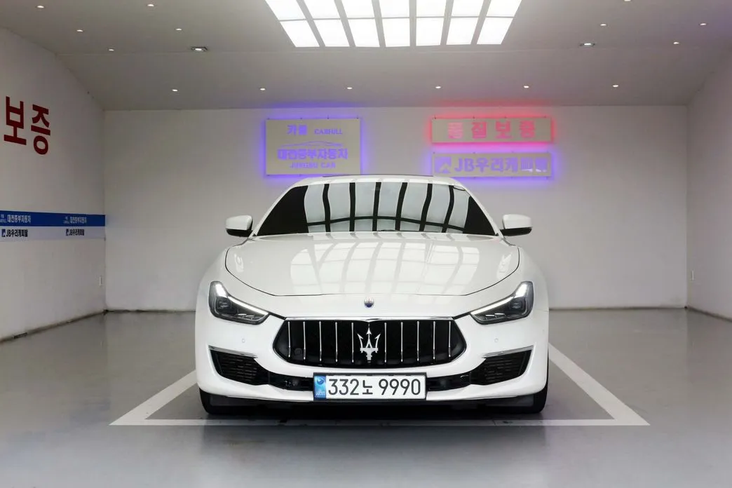Maserati Ghibli