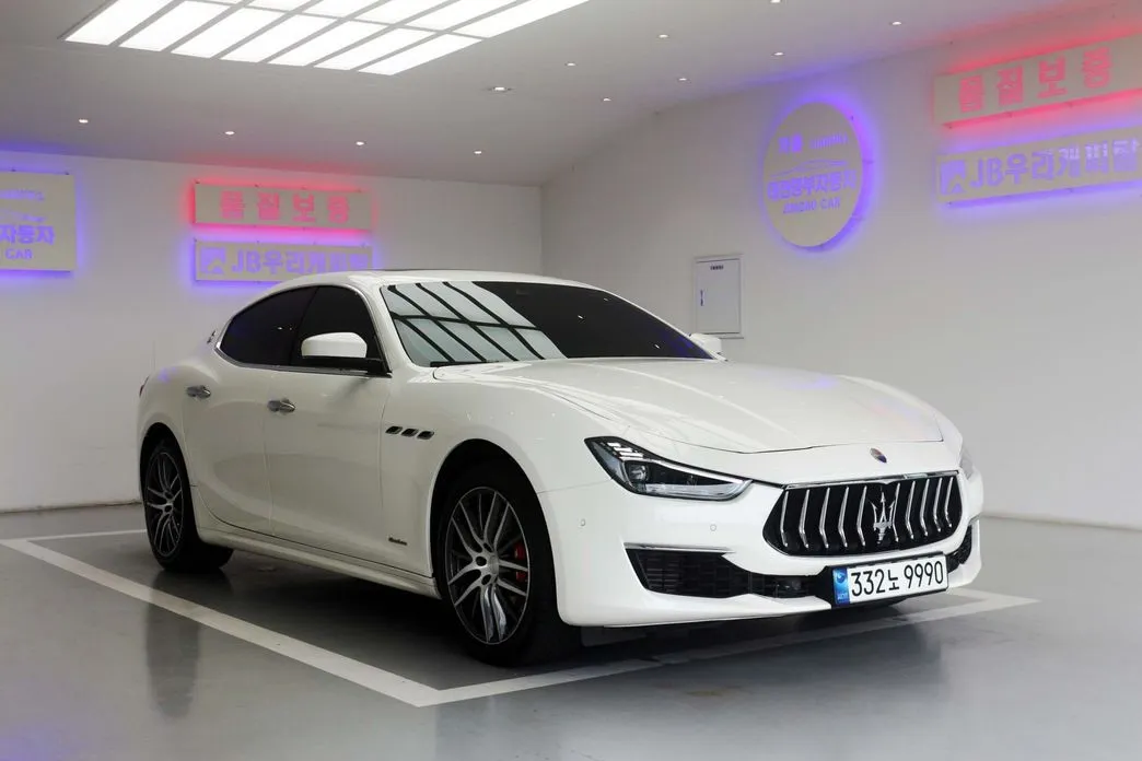 Maserati Ghibli