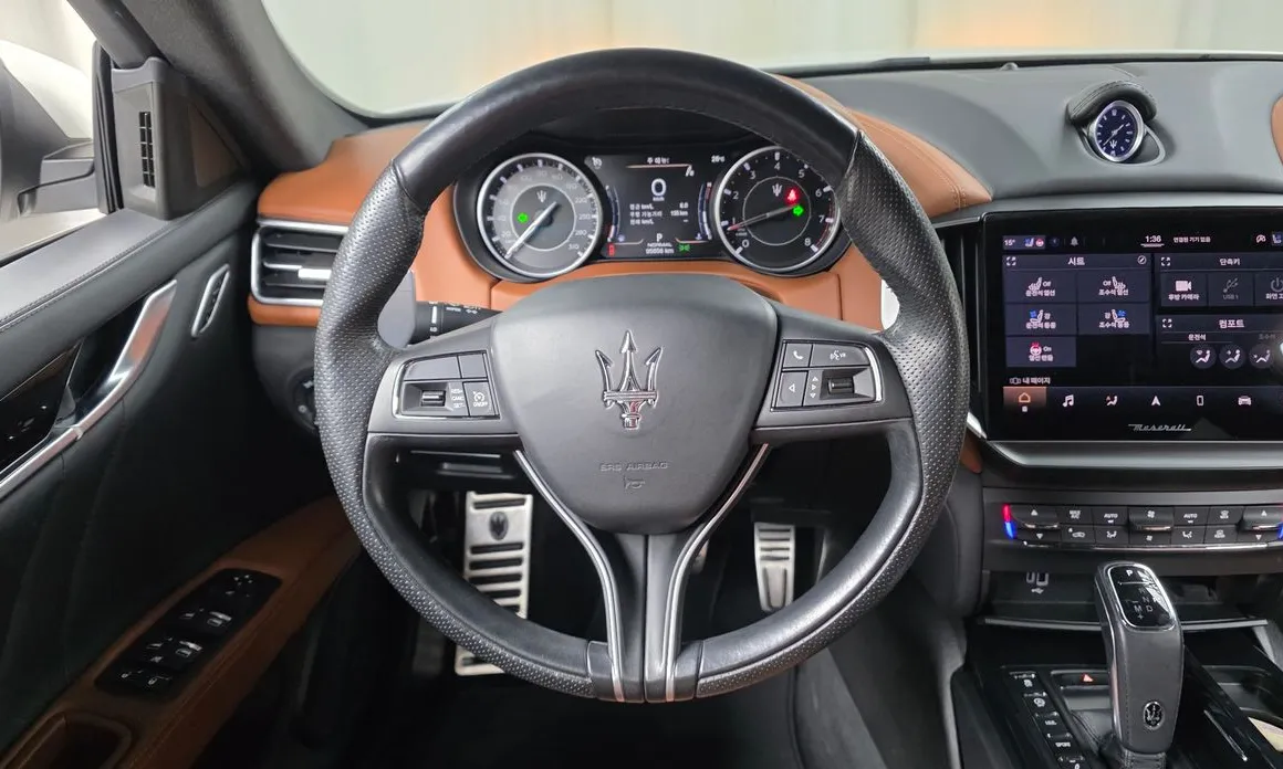 Maserati Ghibli