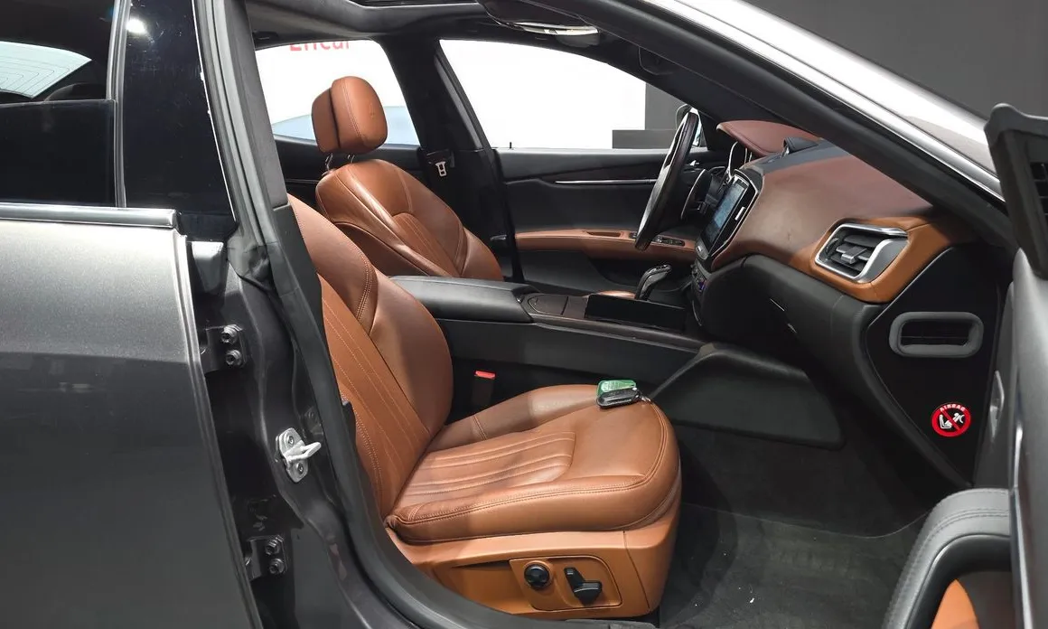 Maserati Ghibli