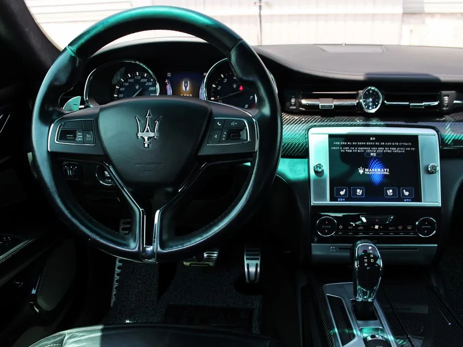 Maserati Quattroporte