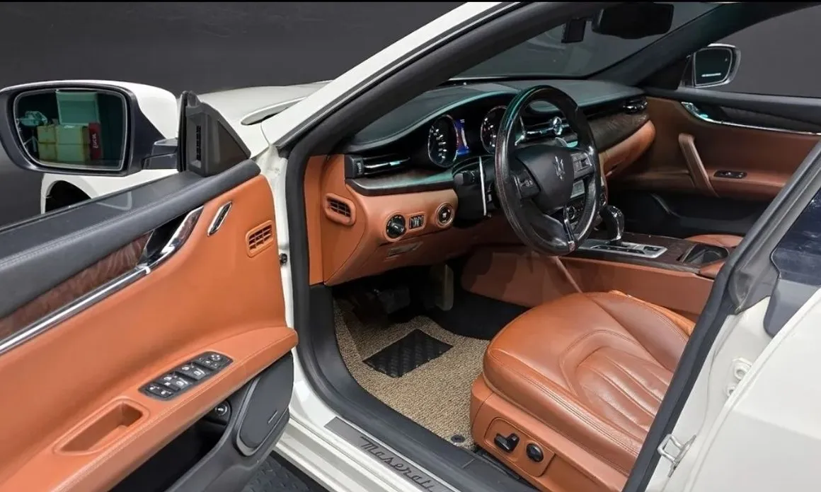 Maserati Quattroporte