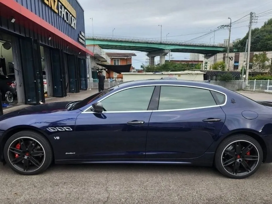 Maserati Quattroporte