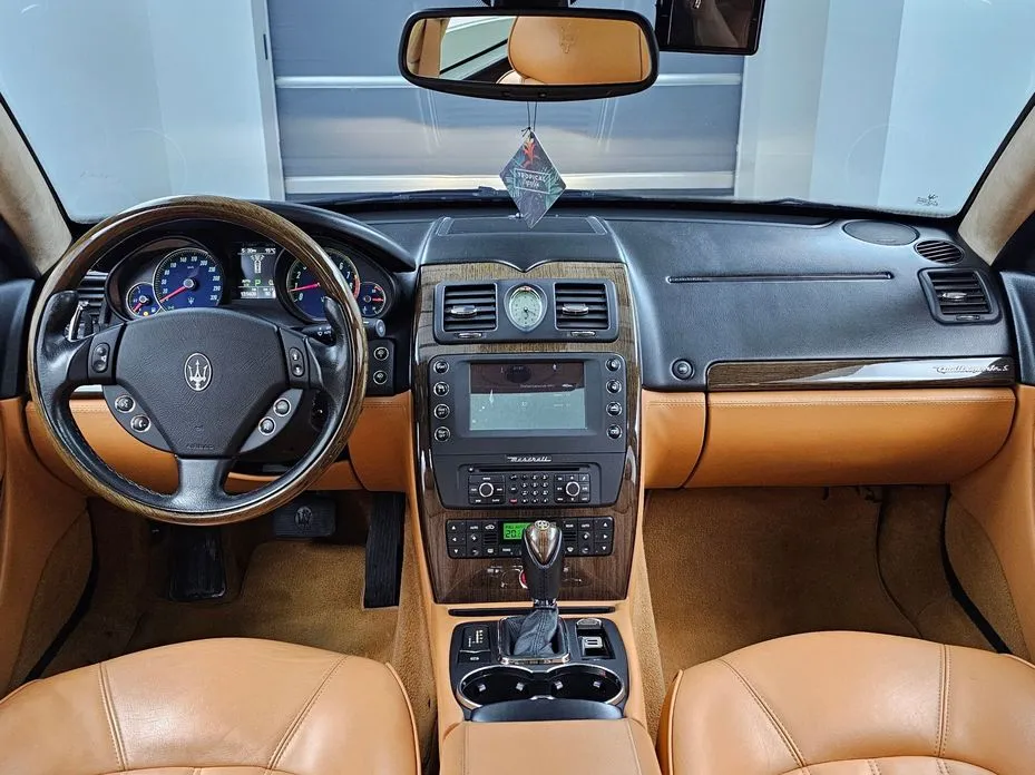 Maserati Quattroporte