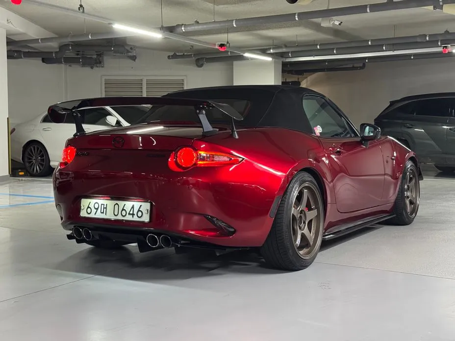 Mazda MX-5 Miata