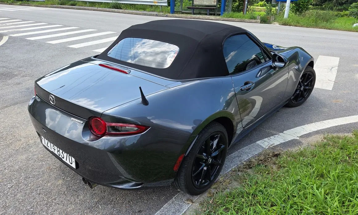 Mazda MX-5 Miata