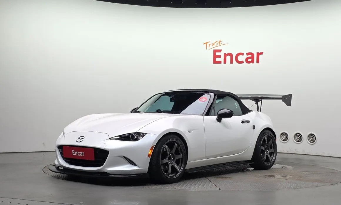 Mazda MX-5 Miata