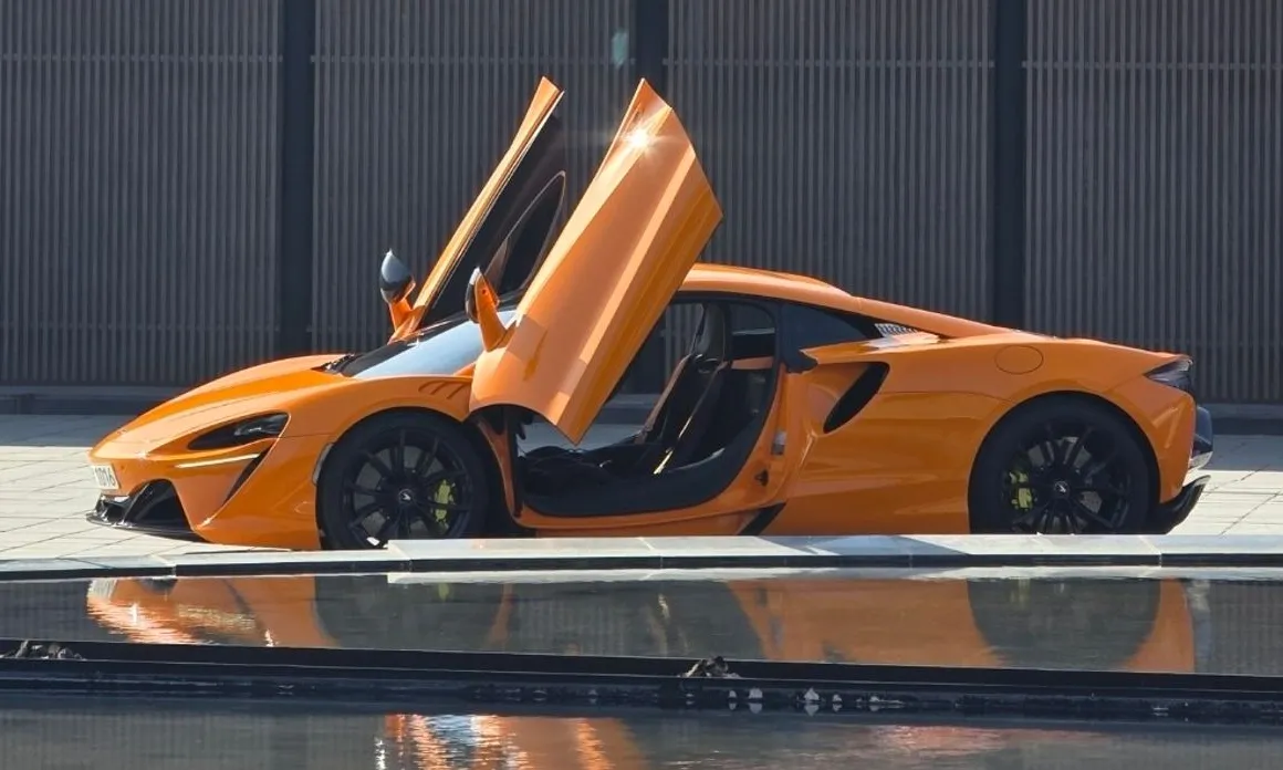 Mclaren Artura