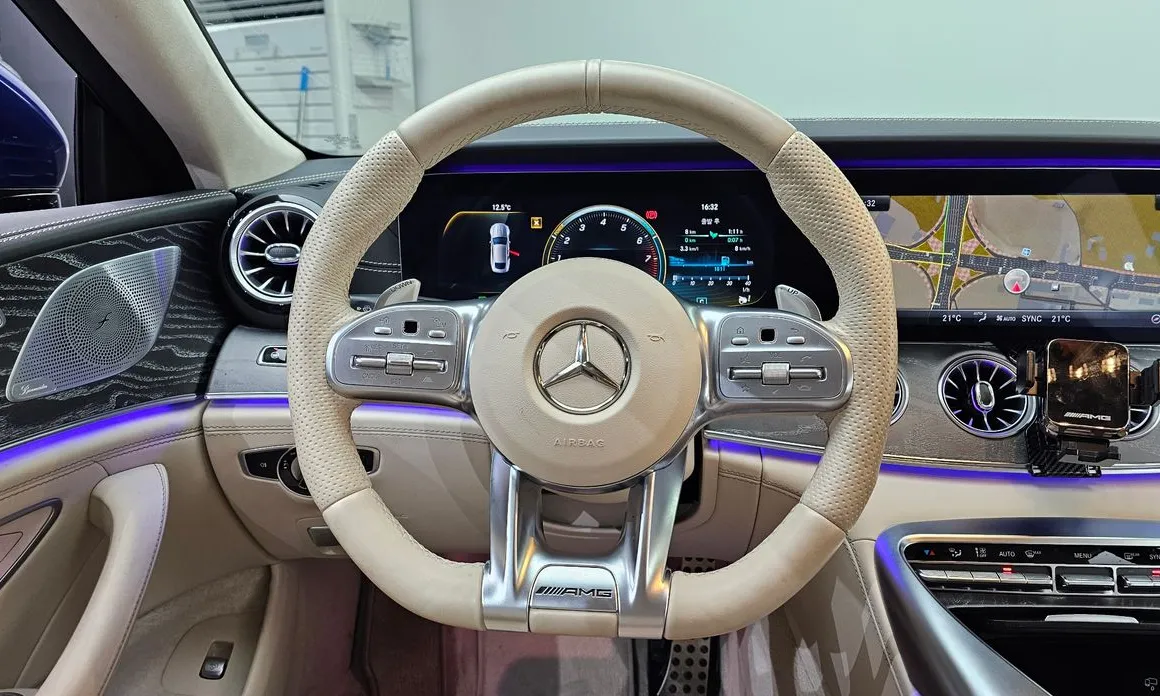 Mercedes-Benz AMG GT