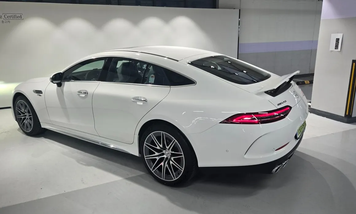 Mercedes-Benz AMG GT