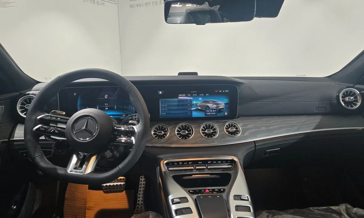 Mercedes-Benz AMG GT