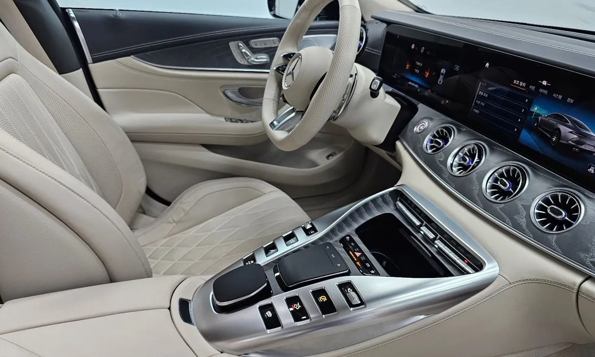 Mercedes-Benz AMG GT